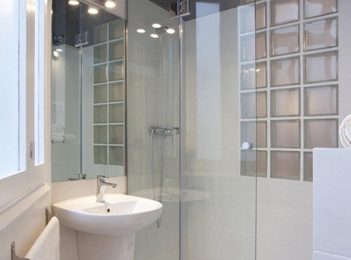 Napoles - Modernist Flat Close To Sagrada Familia Barcelona Kültér fotó
