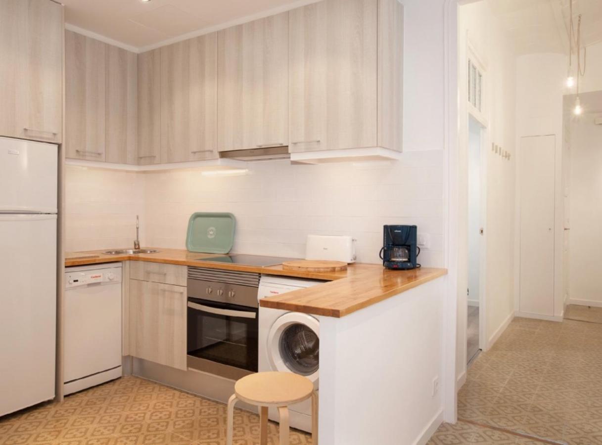 Napoles - Modernist Flat Close To Sagrada Familia Barcelona Kültér fotó